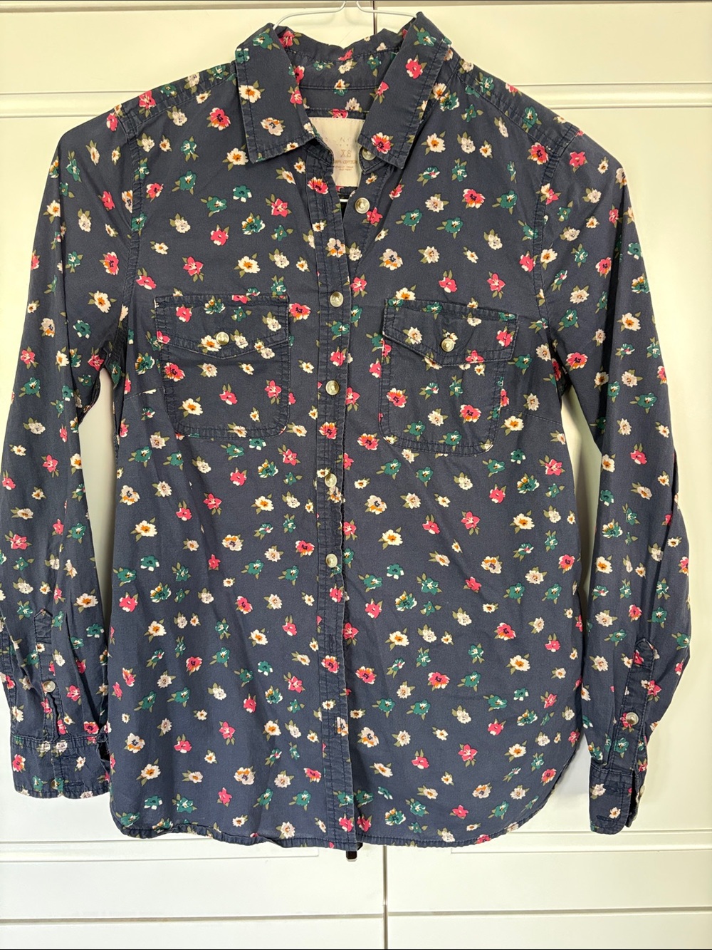 Navy Blue Floral Western-Style Button-Down Shirt • XS